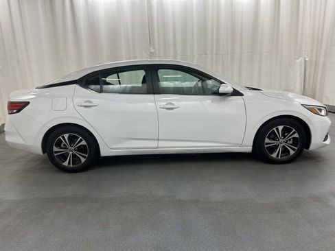 Used 2022 Nissan Sentra SV FWD image 7