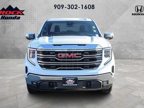 Used 2022 GMC Sierra 1500 SLT w/ SLT Premium Package AWD/4WD image 2