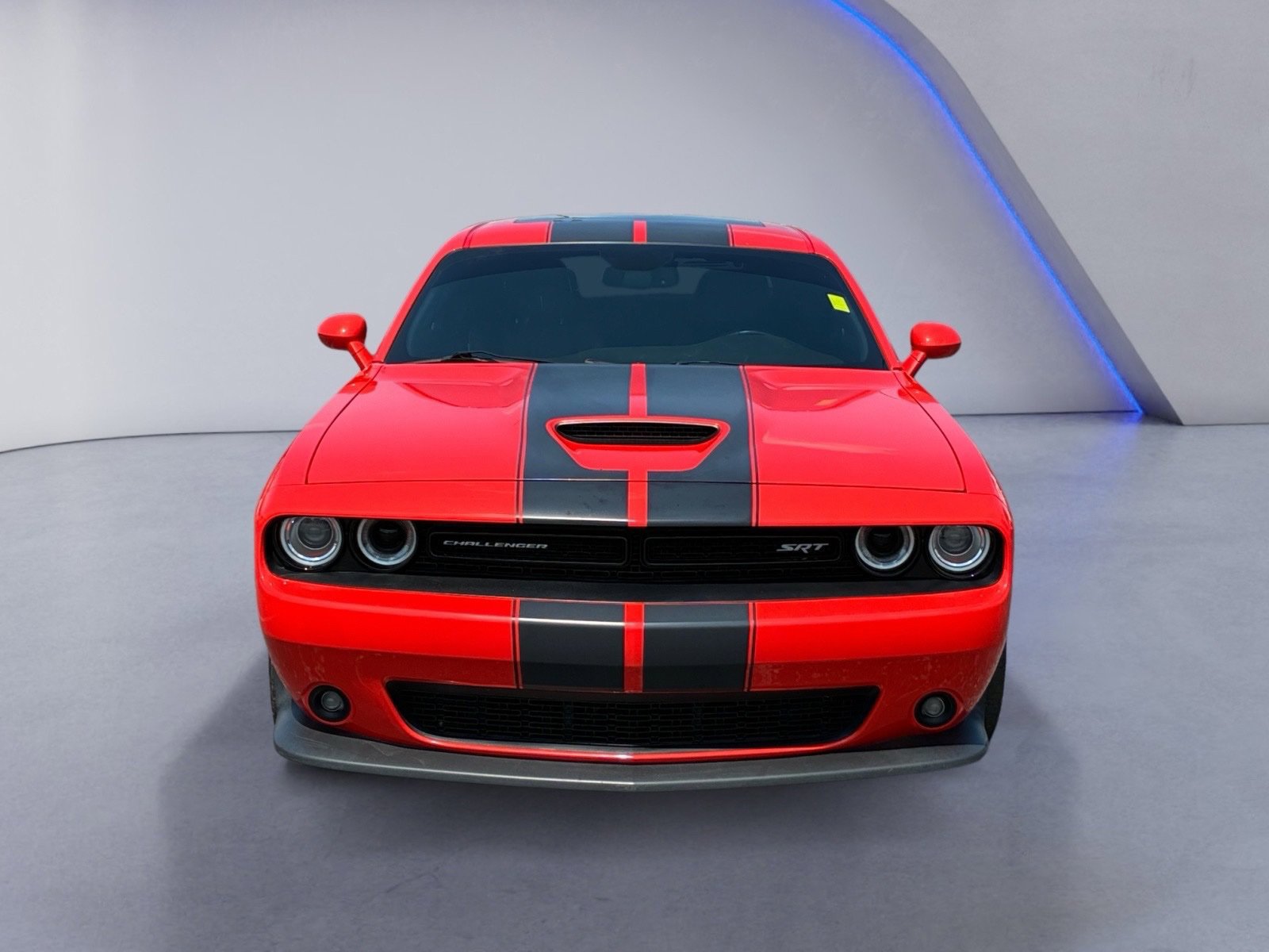 Used 2016 Dodge Challenger SRT RWD image 7