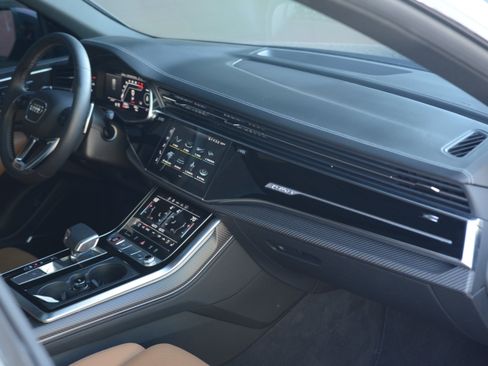 Used 2023 Audi RS Q8 AWD/4WD image 30