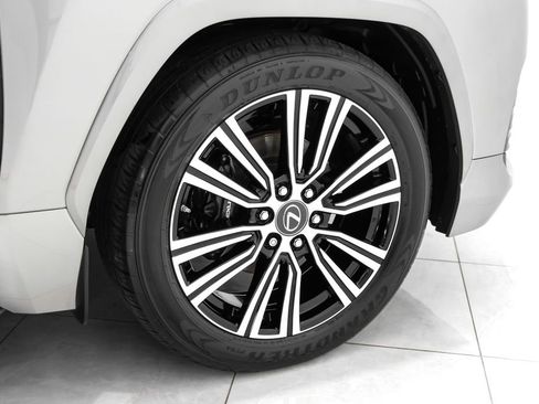 Used 2023 Lexus LX 600 4WD w/ Appearance Package image 54