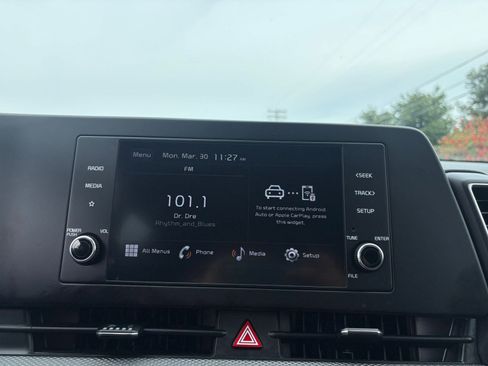 Used 2025 Kia Sportage LX image 20