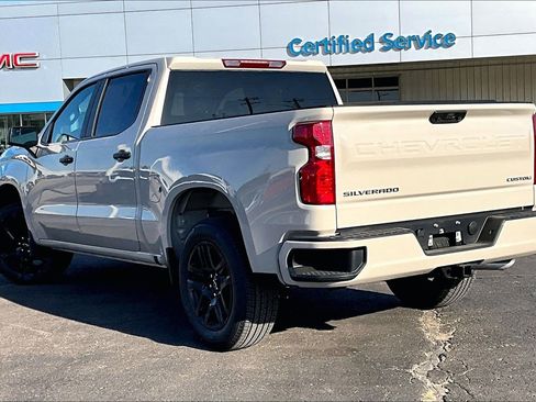 New 2026 Chevrolet Silverado 1500 Custom image 3
