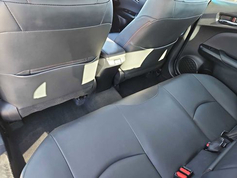 Used 2022 Toyota Prius XLE image 19