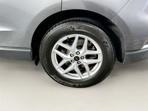 Used 2023 Ford Edge SEL image 11