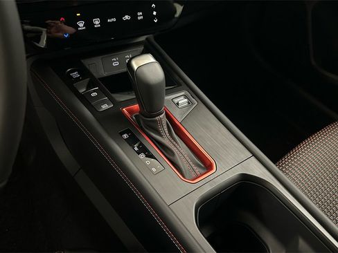 New 2025 Nissan Kicks SR image 13