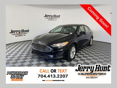 Used 2020 Ford Fusion SE w/ Fleet SE Value Package image 1