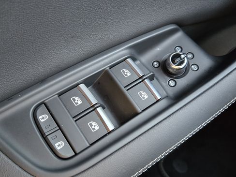 Used 2025 Audi Q7 3.0T Premium Plus w/ Premium Plus Package image 14