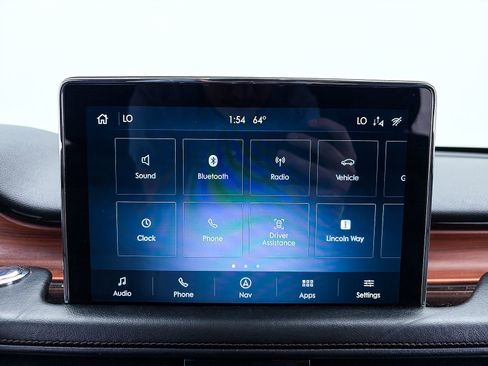 Used 2020 Lincoln Aviator Reserve w/ Equipment Group 201A image 25