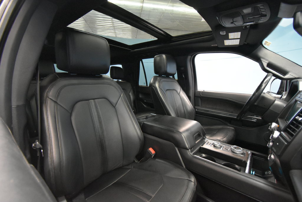Used 2018 Ford Expedition Max Limited w/ Equipment Group 302A AWD/4WD image 28