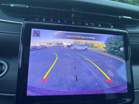 Used 2024 Jeep Grand Cherokee Limited w/ Black Appearance Package image 30