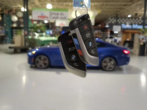 Used 2023 BMW 430i xDrive Coupe w/ M Sport Package AWD/4WD image 4
