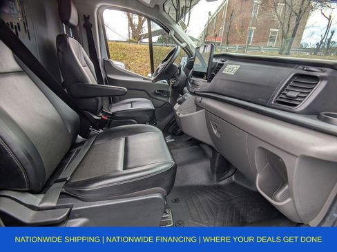 Used 2022 Ford E-Transit Low Roof image 26