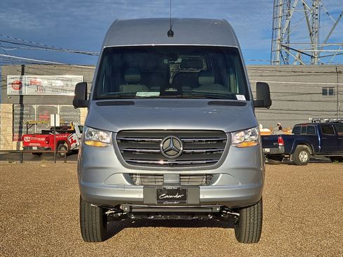 New 2026 Mercedes-Benz Sprinter 2500 image 10