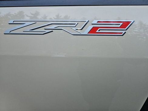 Used 2021 Chevrolet Colorado ZR2 image 22