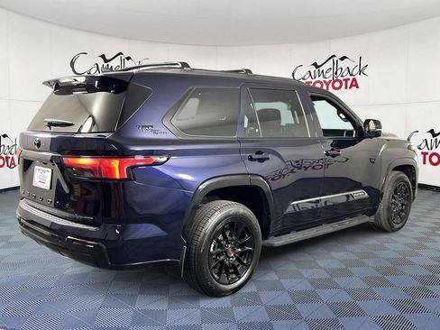 Used 2025 Toyota Sequoia Platinum w/ TRD Off-Road Package AWD/4WD image 7