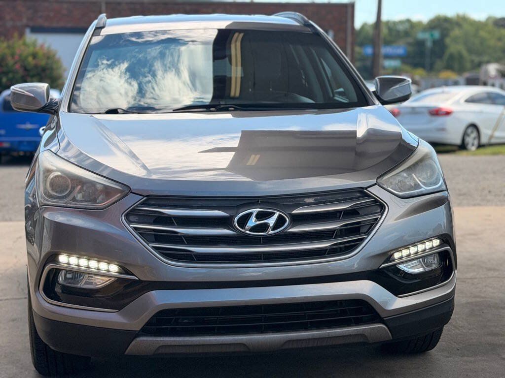 Used 2018 Hyundai Santa Fe Sport w/ 2.4L Value Package 02 FWD image 12