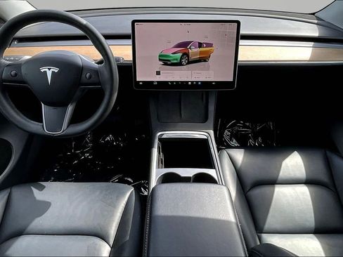 Used 2023 Tesla Model Y Long Range AWD/4WD image 7