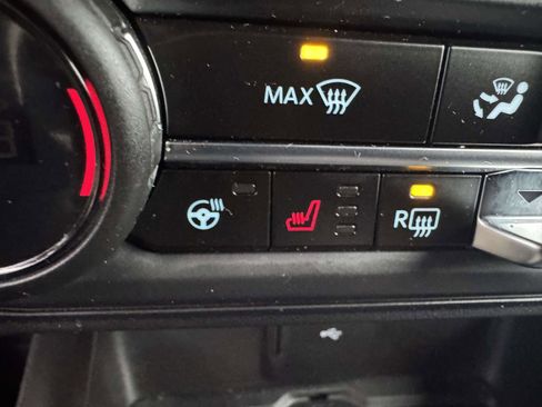 Used 2024 Ford Bronco Wildtrak image 38