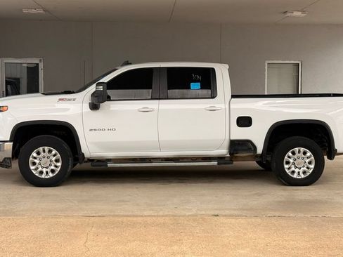 Used 2024 Chevrolet Silverado 2500 LT AWD/4WD image 22