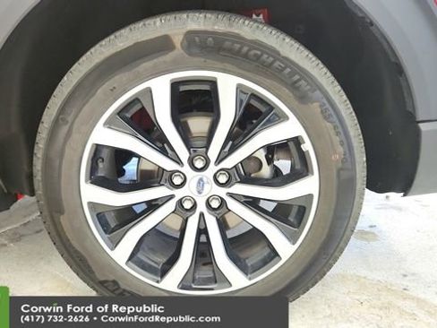 Certified 2025 Ford Explorer ST-Line AWD/4WD image 29
