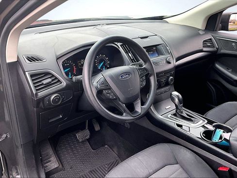 Used 2015 Ford Edge SE image 13
