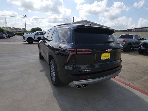 Certified 2025 Chevrolet Traverse LT FWD image 7