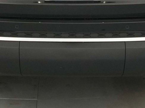 New 2025 Jeep Grand Cherokee L Laredo w/ Trailer Tow Package image 24