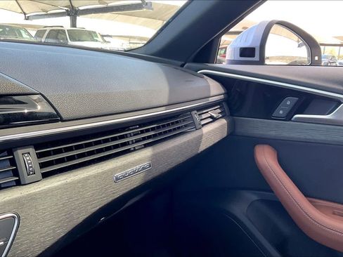 Certified 2022 Audi A4 2.0T Premium Plus w/ Premium Plus Package AWD/4WD image 32