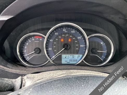 Used 2014 Toyota Corolla LE FWD image 18
