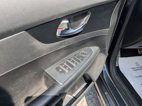 Used 2021 Kia Forte GT-Line FWD image 9