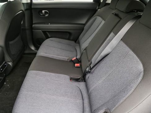 New 2026 Hyundai Ioniq 5 SE image 18