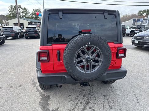 New 2026 Jeep Wrangler Sport S w/ Dual Top Group image 4