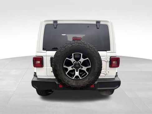 Used 2020 Jeep Wrangler Unlimited Sahara w/ Uconnect 4C Nav & Sound Group AWD/4WD image 13