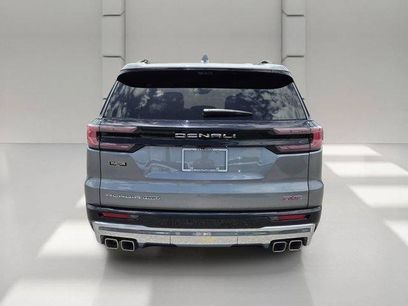 New 2026 GMC Acadia Denali w/ Super Cruise Package