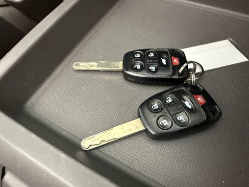 Used 2013 Honda Odyssey Touring image 15