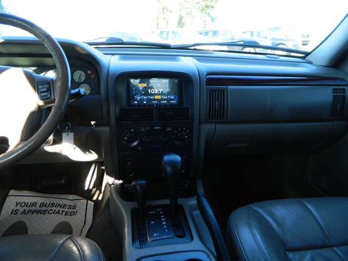 Used 2002 Jeep Grand Cherokee Limited image 16