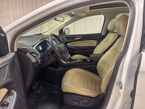 Used 2015 Ford Edge SEL w/ Equipment Group 201A AWD/4WD image 9