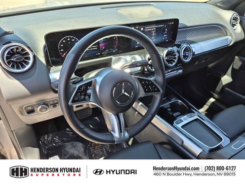 Used 2026 Mercedes-Benz GLB 250 image 10
