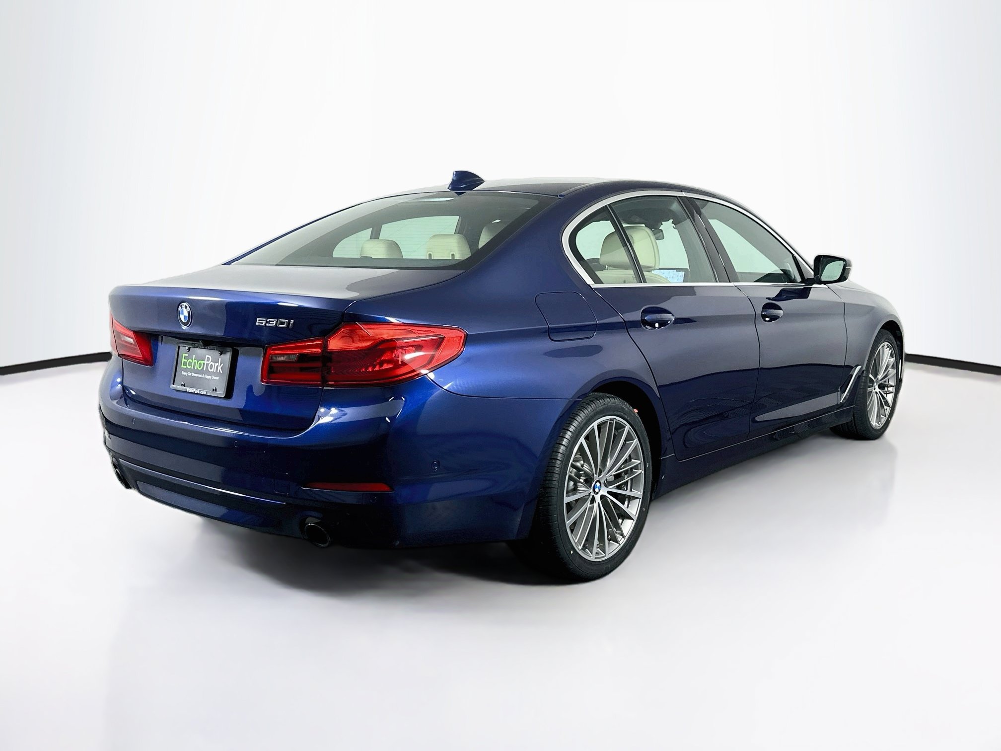 Used 2019 BMW 530i w/ Premium Package RWD image 9