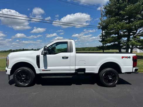 Used 2023 Ford F350 XL w/ STX Appearance Package AWD/4WD image 2