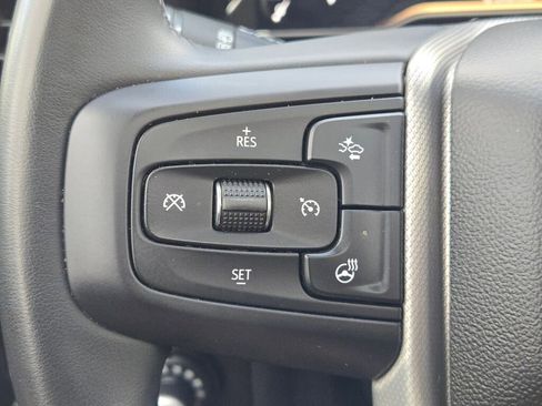 Used 2023 GMC Yukon XL Denali AWD/4WD image 36