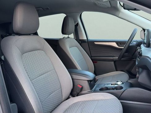 Used 2022 Ford Escape SE FWD image 21
