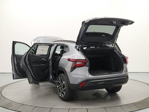 New 2026 Chevrolet Trax RS w/ Driver Confidence Package FWD image 13