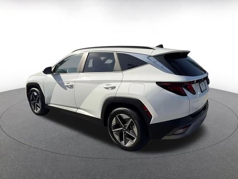 Used 2025 Hyundai Tucson SEL FWD image 9