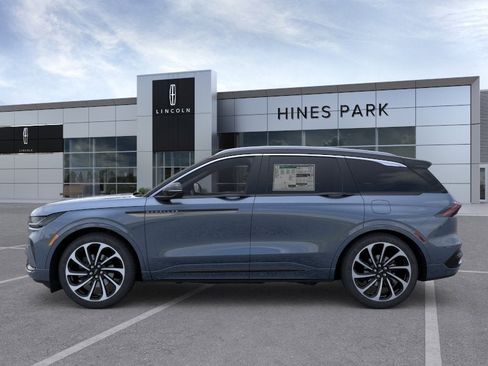 New 2026 Lincoln Nautilus Black Label AWD/4WD image 3