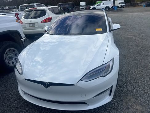 Used 2021 Tesla Model S Plaid image 2