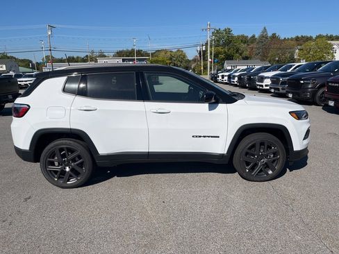 New 2026 Jeep Compass Limited image 8