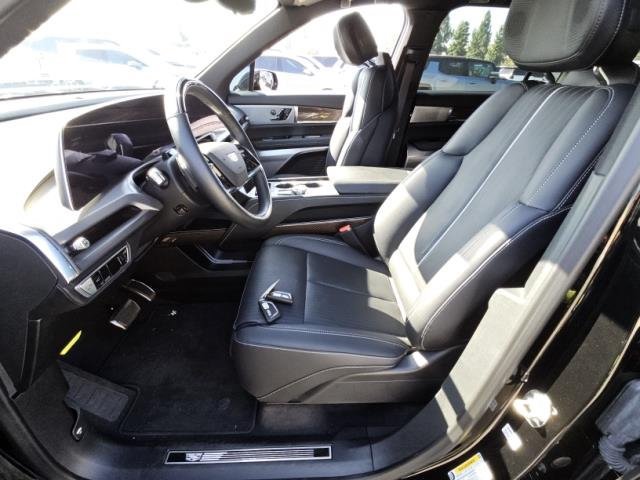 Used 2026 Cadillac Vistiq Luxury AWD/4WD image 12