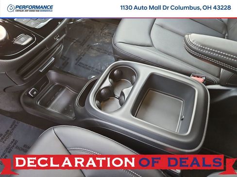 New 2026 Chrysler Pacifica Select w/ S Appearance Package image 33